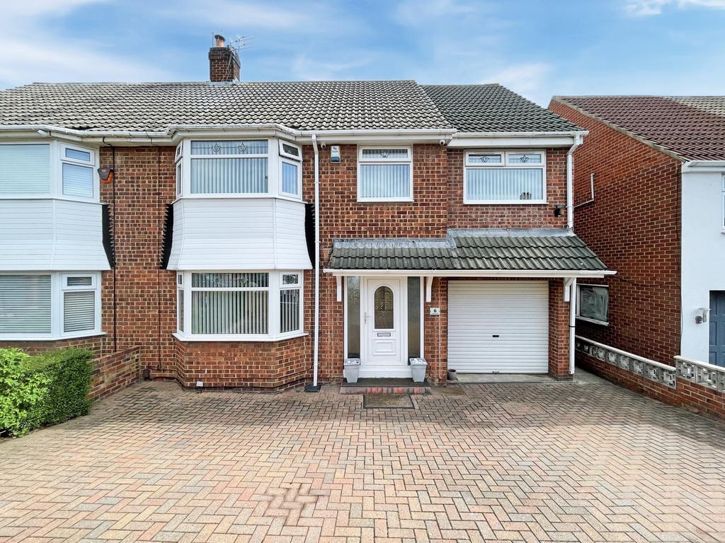 Ocean Road, Hartlepool, TS24 4 bed semidetached house £240,000