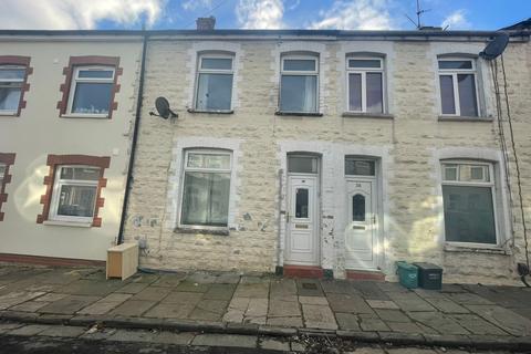 38 Commercial Road, Barry, CF63 1BW