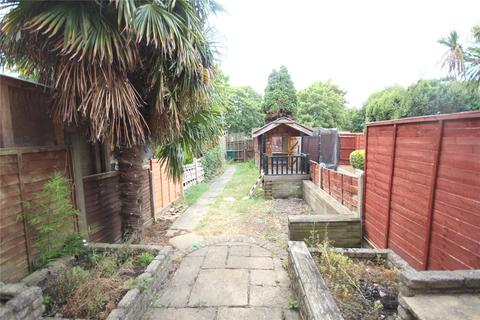 10 Wardell Close, London, NW7 2LG