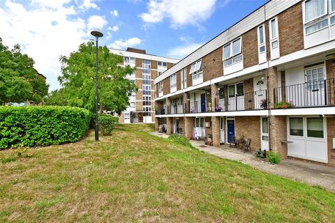 42 Retingham Way, London, E4 6RR