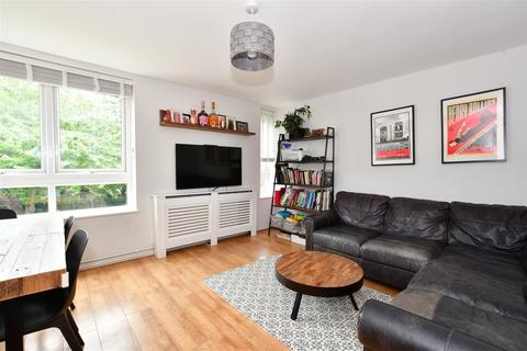 42 Retingham Way, London, E4 6RR