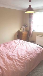 1 bedroom apartment to rent, Harlinger Street, Woolwich, SE18 5SR