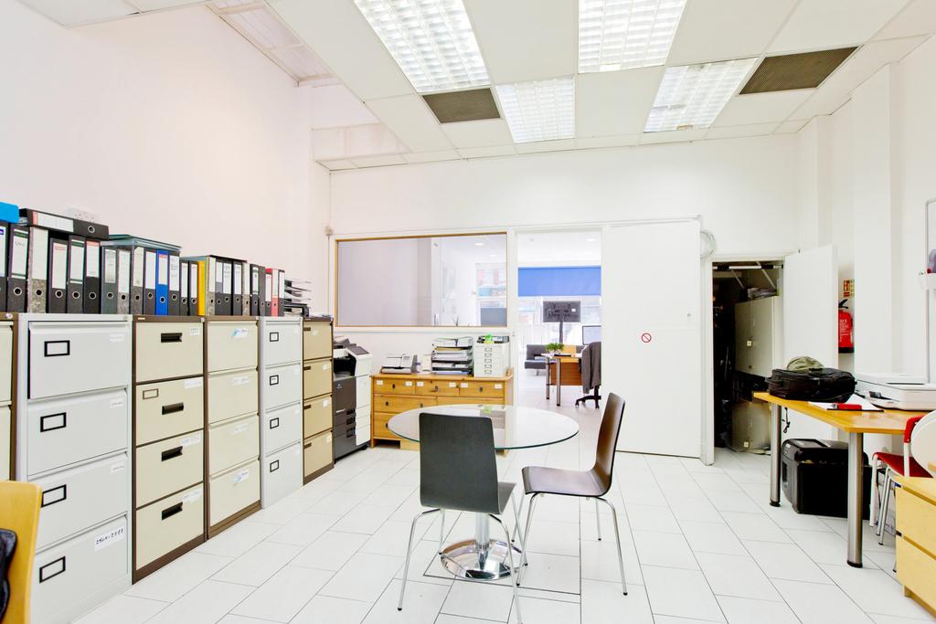 Back Office