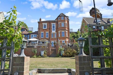 90 Borstal Road, Rochester, ME1 3BD