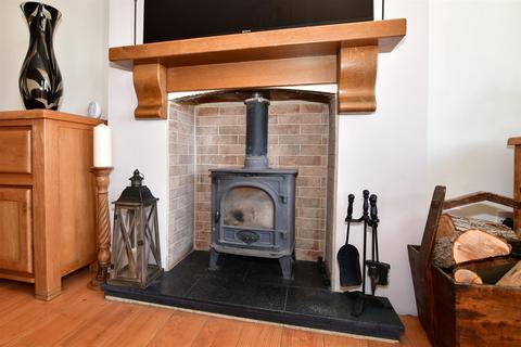 90 Borstal Road, Rochester, ME1 3BD