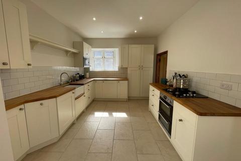 3 bedroom detached house to rent, Dove Lane, Harrold, MK43