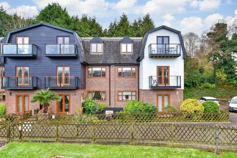 3 bedroom apartment for sale, The Priory, East Farleigh, Maidstone, Kent
