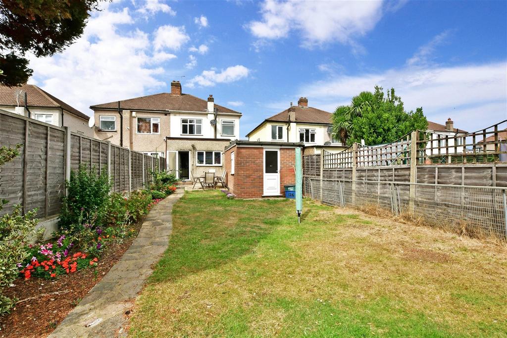 Somerville Road, Chadwell Heath, Essex 3 bed semidetached house for