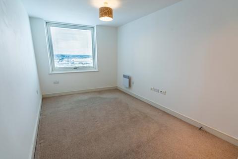 1 bedroom apartment to rent, Marina Point East, Chatham Quays, Dock Head Road, Chatham, Kent, ME4