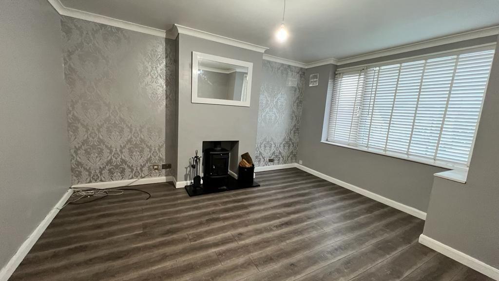 Yarningale Road, Willenhall, Coventry, CV3 3 bed terraced house for