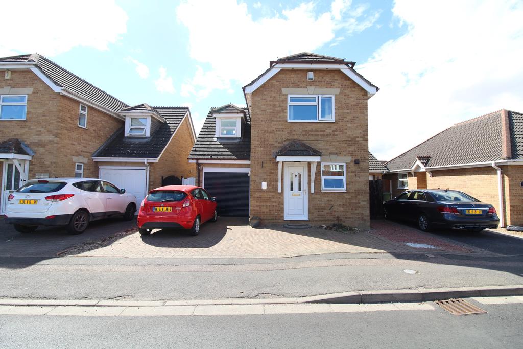 Cemetery Road, Whittlesey, Peterborough, PE7 3 bed detached house £