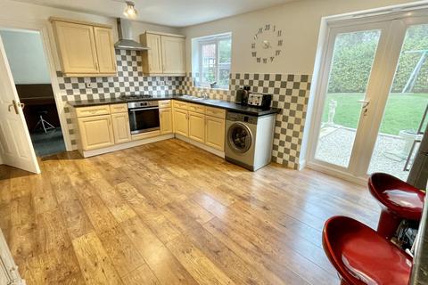 10 Great Broad Ing, Barnsley, S75 1GW