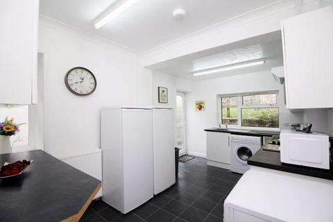 undefined, Room 6, 4 Stow Hill, Pontypridd