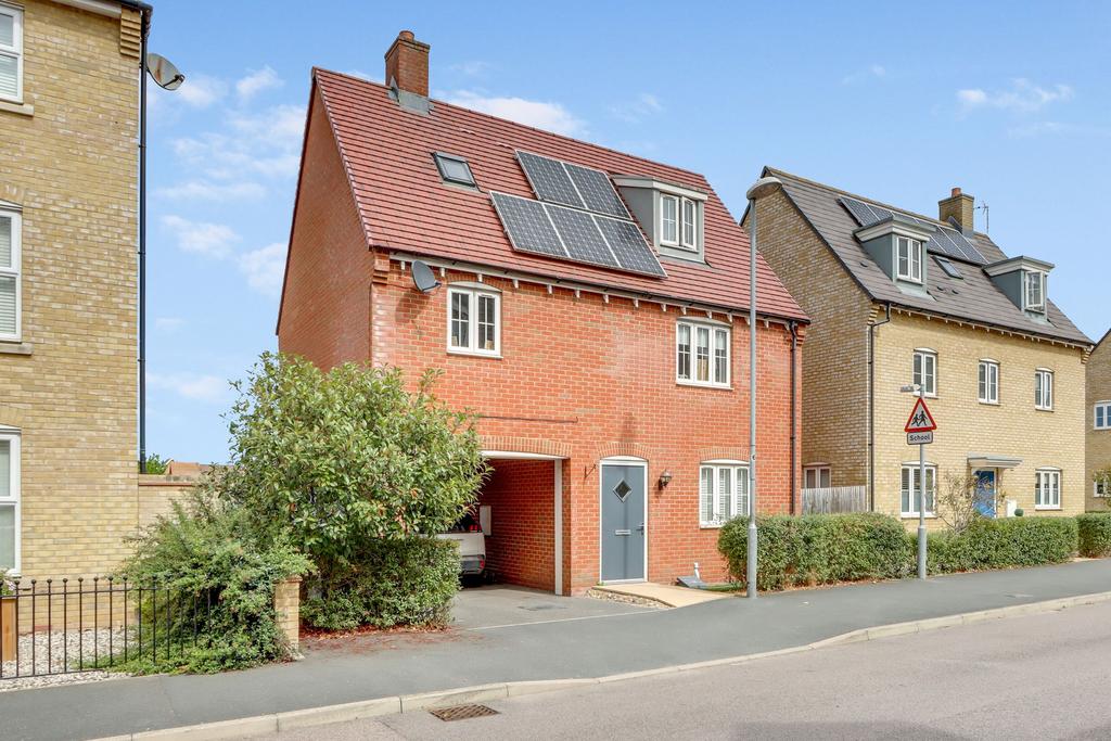 Reeve Road, Stansted, CM24 4 bed townhouse £575,000