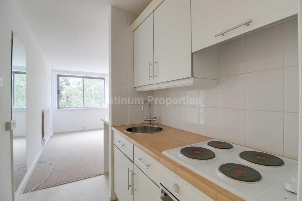 Mayflower House, Cambridge Studio £925 pcm (£213 pw)