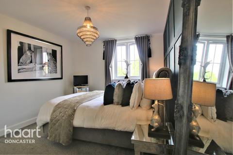 16 Derwent Drive, Doncaster, DN4 5PB