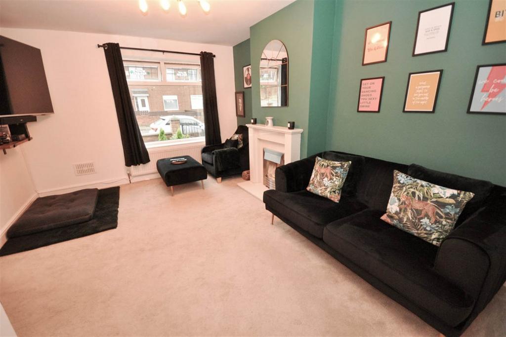 Phoenix Road, Sunderland 3 bed semidetached house £129,950