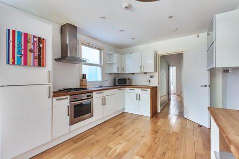 2 bedroom flat for sale - Rudloe Road, Balham