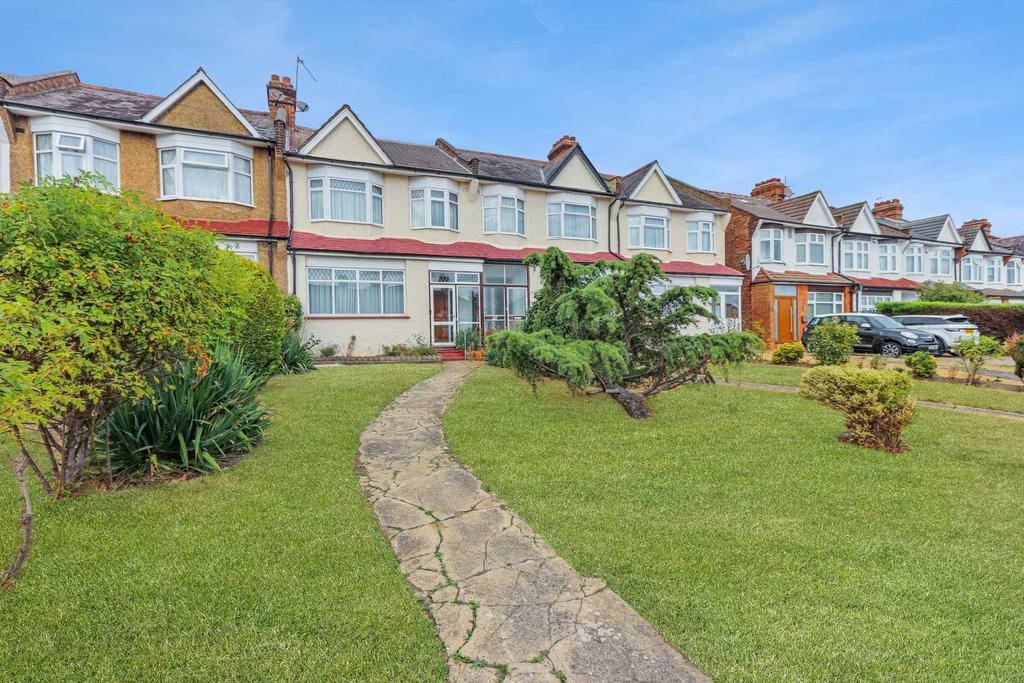 Woodhouse Road, North Finchley 3 bed terraced house for sale £650,000