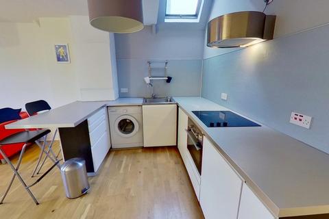 2 bedroom flat to rent, Thistle Street Lane South West, Edinburgh, EH2