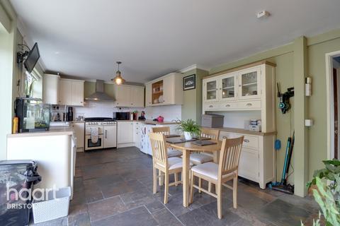 10 Arundel Close, Bristol, BS13 9JU
