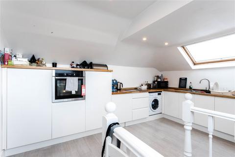 3 bedroom apartment for sale, Warwick Road, London, N11