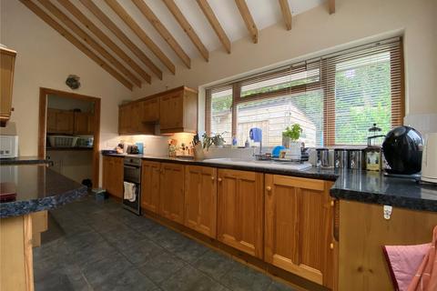 3 bedroom parking to rent - Tavistock, Devon