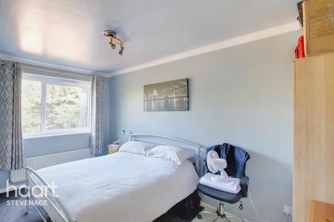 Flat 35, The Cedars Burghley Close, Stevenage, SG2 8SZ