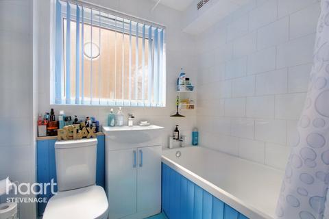 Flat 35, The Cedars Burghley Close, Stevenage, SG2 8SZ
