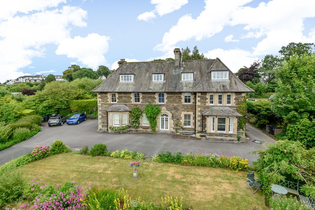 6 Thornbarrow Hall, Thornbarrow Drive, Windermere, Cumbria, LA23 2EP 2