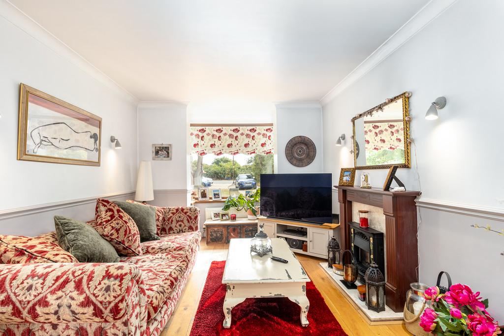 Cranmore, Isle of Wight 4 bed detached house £700,000