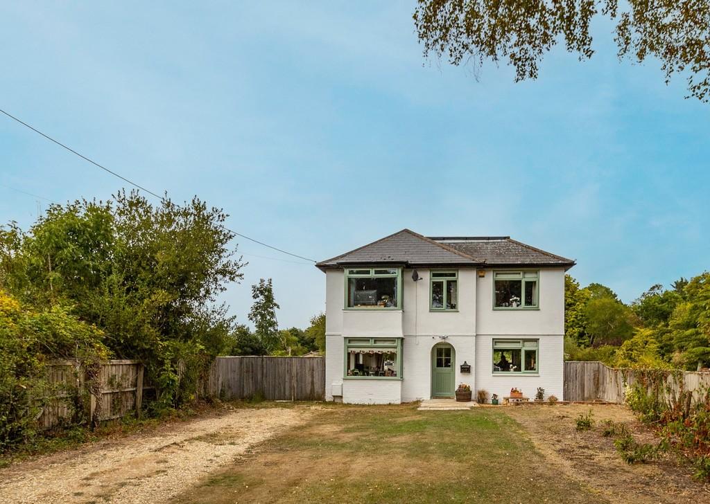 Cranmore, Isle of Wight 4 bed detached house £700,000