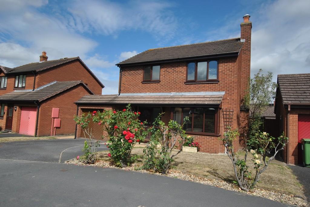 Sunderland Drive, Apley, Telford, TF1 6XX 4 bed detached house for sale