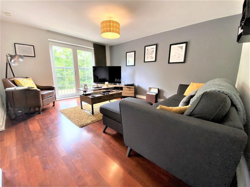 Sycamore Court, Oughtibridge 2 bed apartment £135,000