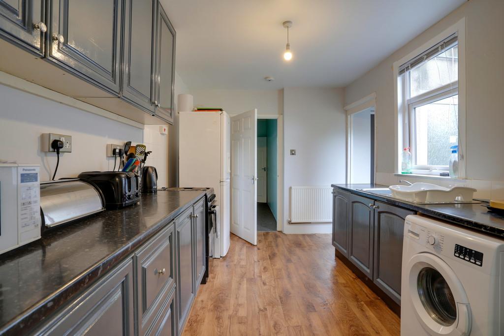 Hillmans Road, Newton Abbot 3 bed terraced house £190,000
