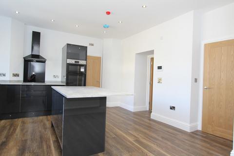 2 bedroom apartment to rent, Apartment 1, Housley Manor
