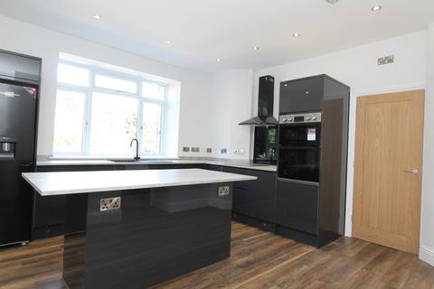 2 bedroom apartment to rent, Apartment 1, Housley Manor