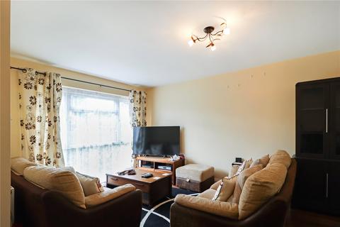 3 bedroom end of terrace house to rent, Cants Close, Burgess Hill, West Sussex, RH15
