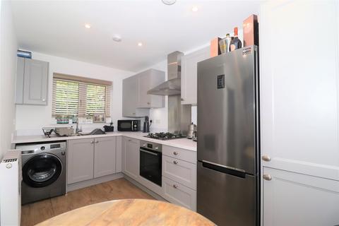 14 Hawthorn Drive, Burton Green, Kenilworth, CV8 1TR