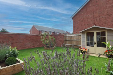14 Hawthorn Drive, Burton Green, Kenilworth, CV8 1TR