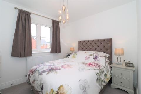 14 Hawthorn Drive, Burton Green, Kenilworth, CV8 1TR