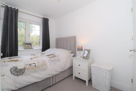 14 Hawthorn Drive, Burton Green, Kenilworth, CV8 1TR