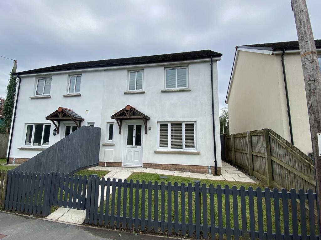 Clos Gwili, Cwmgwili 3 bed semidetached house for sale £189,950