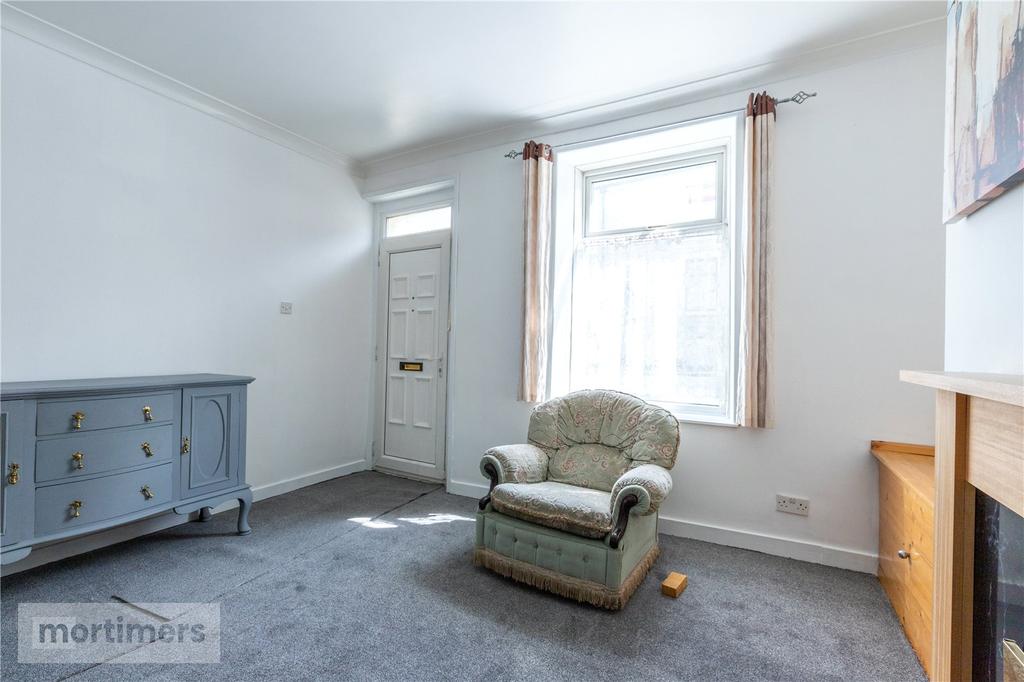 Clement Street, Accrington... 2 bed terraced house £75,000