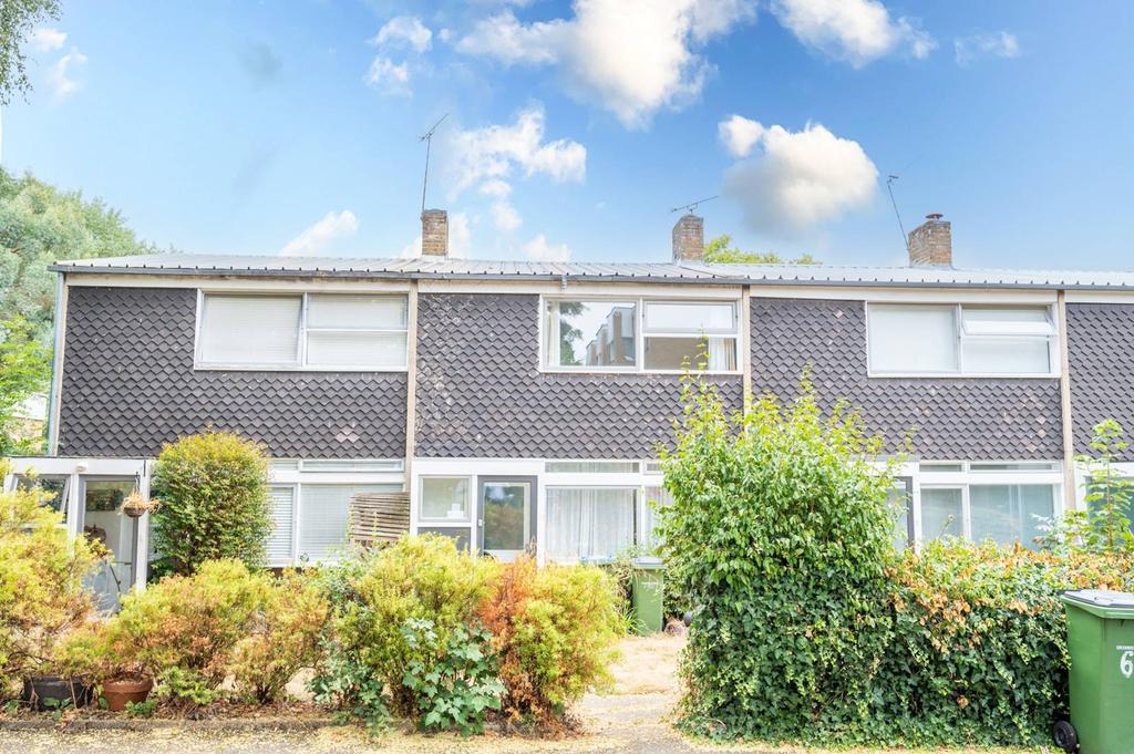 The Hall, Foxes Dale, Blackheath... 3 bed house £2,400 pcm (£554 pw)