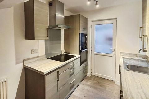 2 bedroom terraced house to rent, Bold Street, Hale, Altrincham, WA14