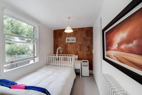 Flat 2, 12 Oakden Street, London, SE11 4UG