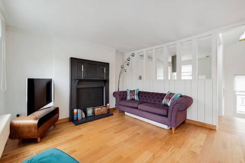 Flat 2, 12 Oakden Street, London, SE11 4UG