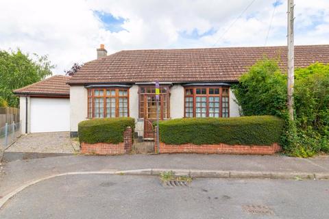 40 Glebe Road, Warlingham, CR6 9NJ