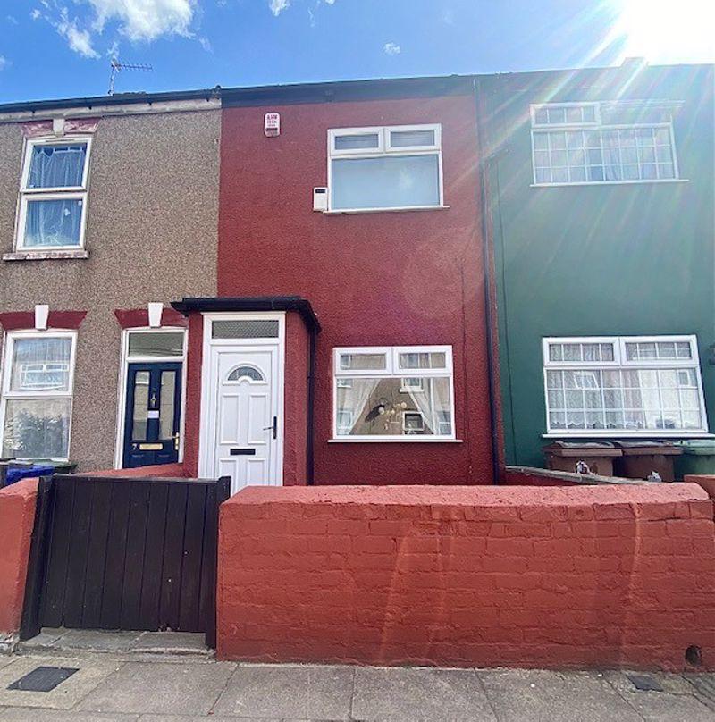 WILLINGHAM STREET, GRIMSBY 3 bed terraced house £69,950